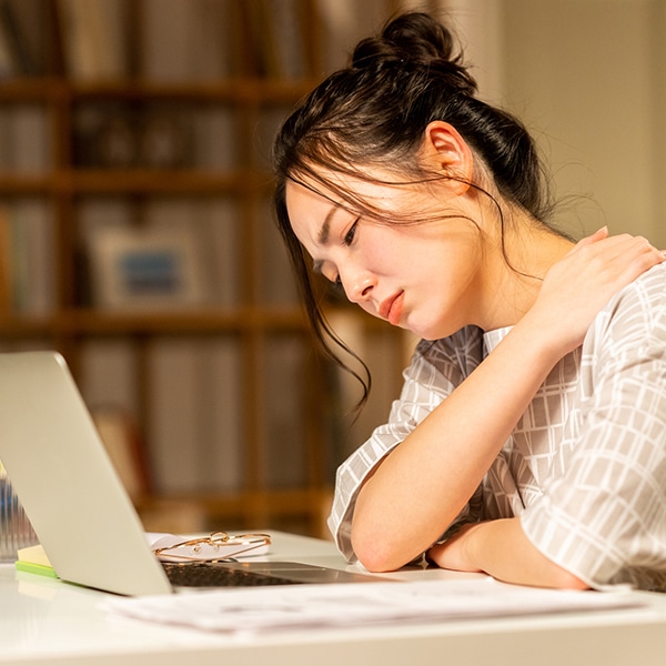 業務委託やフリーランスでも残業代はもらえる？条件やポイントを弁護士が解説